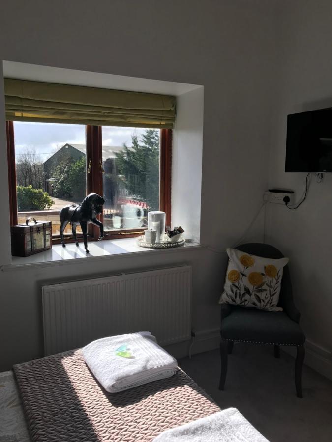 Bed and Breakfast Mickering Barn Aughton Екстер'єр фото